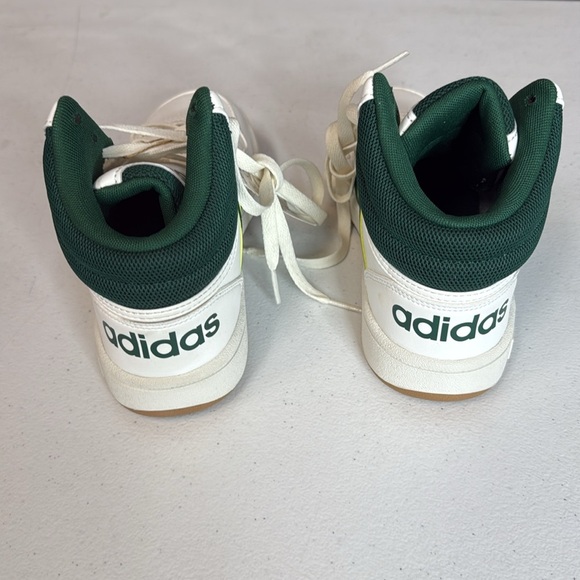 adidas Unisex-Child Hoops 3.0 Mid Top Sneaker Green/White Size 4 NWT No Box - Picture 5 of 9